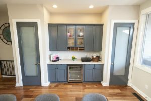 cabinet refinishing