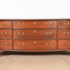 Kindel Furniture Georgian Mahogany Serpentine Front Nine-Drawer Dresser, Newly Refinished