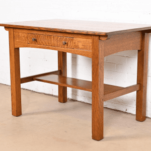 Limbert Antique Mission Oak Arts & Crafts Writing Desk or Library Table, Circa 1910