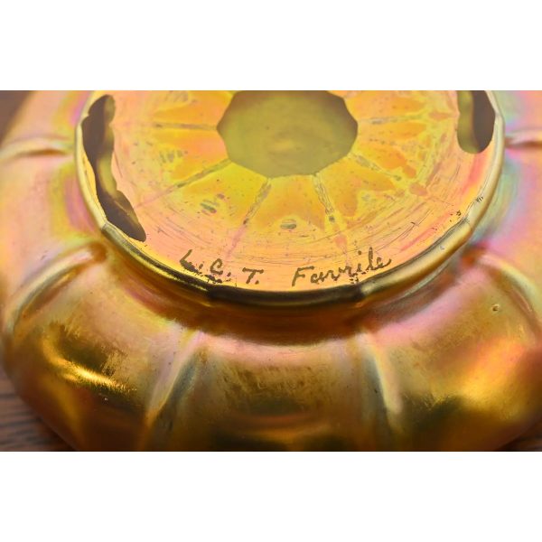 Louis Comfort Tiffany Favrile Iridescent Art Glass Scalloped Bowl - Image 8