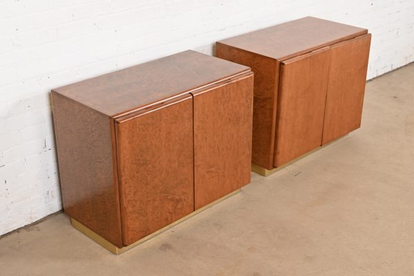 Milo Baughman for Thayer Coggin Burl Wood and Brass Bedside Chests, Newly Refinished - Image 4