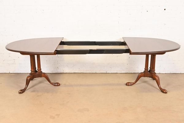 Baker Furniture Georgian Cherry Wood Double Pedestal Extension Dining Table, Newly Refinished - Image 5