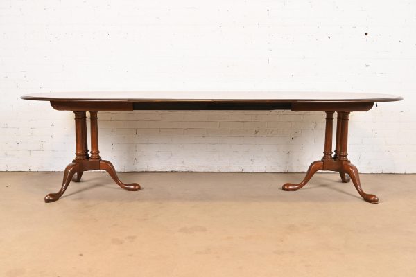Baker Furniture Georgian Cherry Wood Double Pedestal Extension Dining Table, Newly Refinished - Image 3