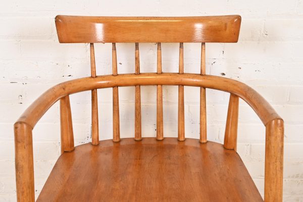 Paul McCobb Planner Group Solid Maple Spindle Back Armchairs, Pair - Image 7