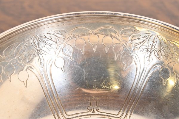 Tiffany & Co. Art Deco Sterling Silver Fruit Bowl or Centerpiece Bowl - Image 4