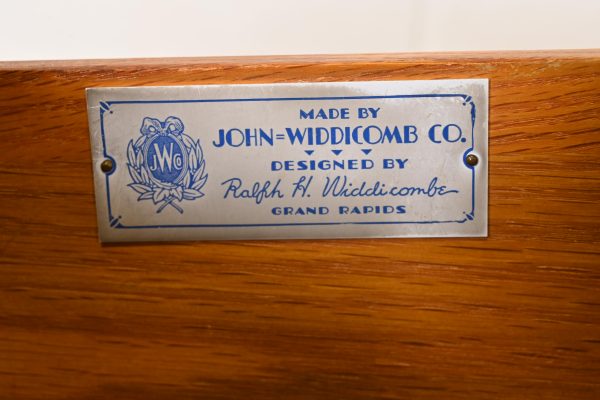 John Widdicomb French Provincial Louis XV Solid Mahogany Nine-Drawer Dresser, Circa 1940s - Image 8
