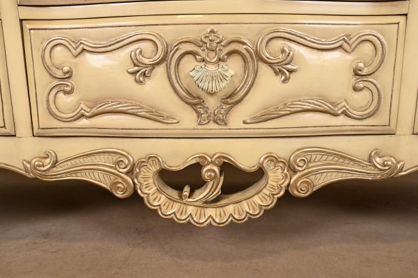 Romweber French Rococo Louis XV Cream Lacquered Nine-Drawer Dresser, Circa 1960s - Image 8