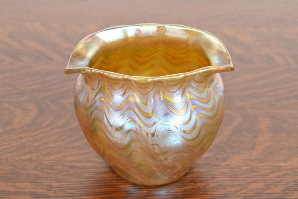 Loetz Art Nouveau Phenomenon Gre Crete Iridescent Art Glass Vase - Image 2