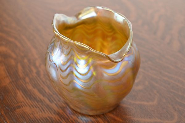 Loetz Art Nouveau Phenomenon Gre Crete Iridescent Art Glass Vase - Image 3