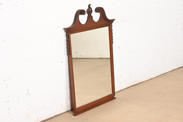 Baker Furniture Style Georgian Carved Mahogany Framed Wall Mirror, Circa 1940s - Image 3