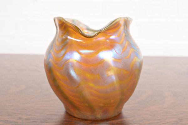 Loetz Art Nouveau Phenomenon Gre Crete Iridescent Art Glass Vase - Image 9