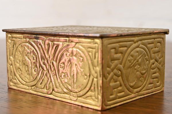 Tiffany Studios New York Zodiac Pattern Bronze Doré Box - Image 4