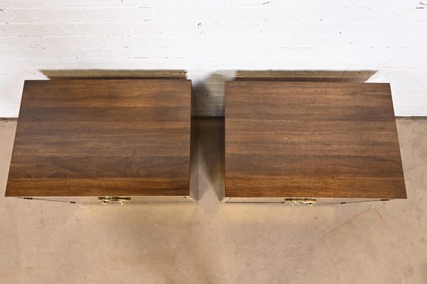 Mastercraft Mid-Century Hollywood Regency Campaign Walnut and Brass Nightstands, Pair - Image 8