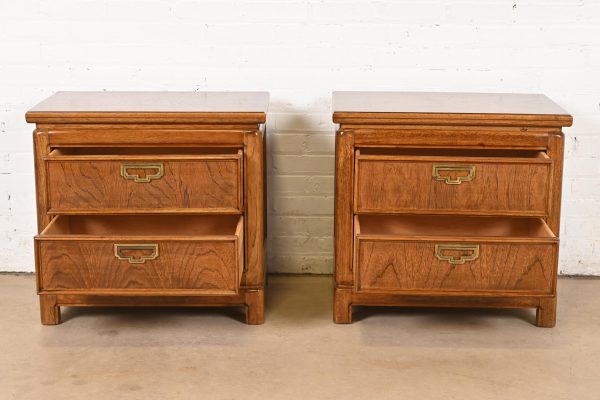 Thomasville Mid-Century Modern Hollywood Regency Campaign Nightstands, Pair - Image 5