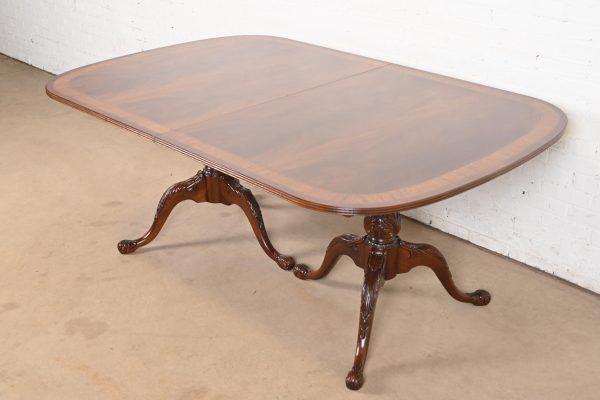 Drexel Heritage Georgian Banded Flame Mahogany Double Pedestal Extension Dining Table, Newly Refinished - Image 8
