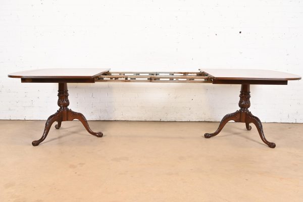 Drexel Heritage Georgian Banded Flame Mahogany Double Pedestal Extension Dining Table, Newly Refinished - Image 6