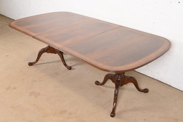 Drexel Heritage Georgian Banded Flame Mahogany Double Pedestal Extension Dining Table, Newly Refinished