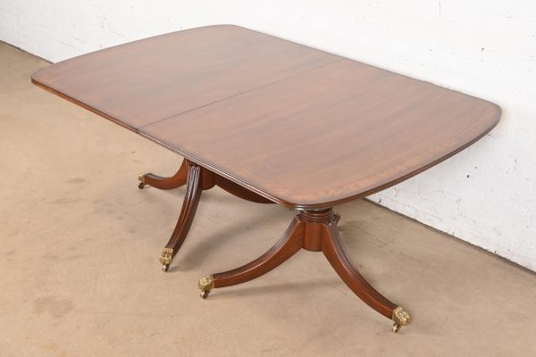 Henredon Georgian Banded Mahogany Double Pedestal Extension Dining Table, Newly Refinished - Image 8