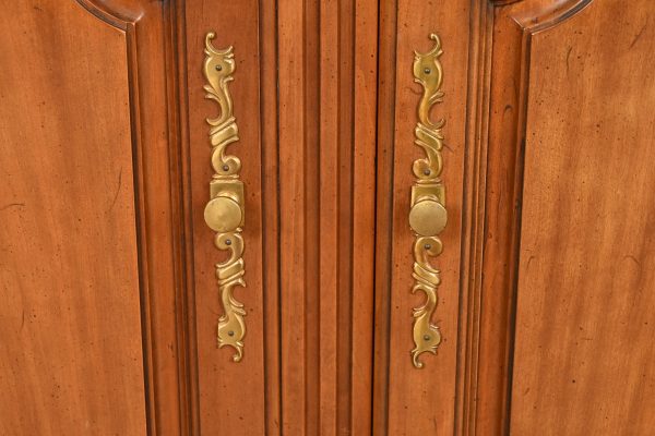 Kindel Furniture French Provincial Louis XV Solid Cherry Wood Sideboard or Bar Cabinet - Image 7