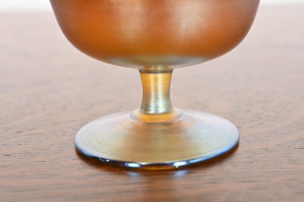 Louis Comfort Tiffany Favrile Iridescent Art Glass Footed Bowl or Compote Dish - Image 6