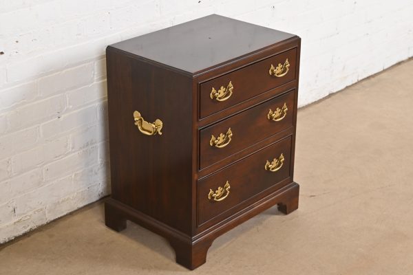Stickley Georgian Solid Cherry Wood Nightstand or Bachelor Chest - Image 4