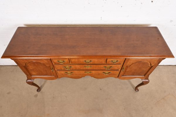 Henredon Queen Anne Solid Cherry Wood Sideboard Credenza - Image 9