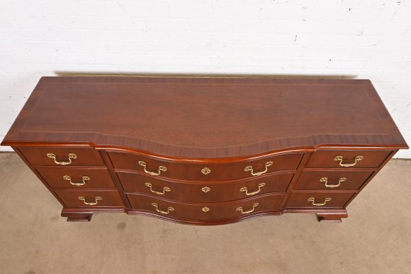 Baker Furniture Georgian Mahogany Bow Front Dresser or Credenza - Image 9