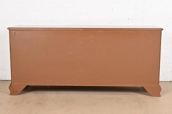 Baker Furniture Georgian Mahogany Bow Front Dresser or Credenza - Image 11