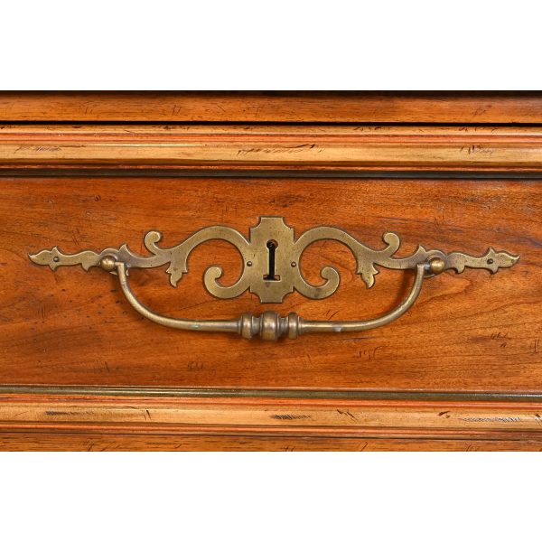 Drexel Heritage French Provincial Louis XV Carved Walnut Gentleman's Chest - Image 7