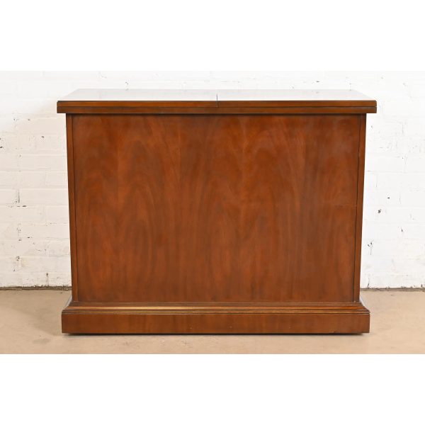 Drexel Heritage Georgian Flame Mahogany Flip Top Server or Bar Cabinet - Image 11