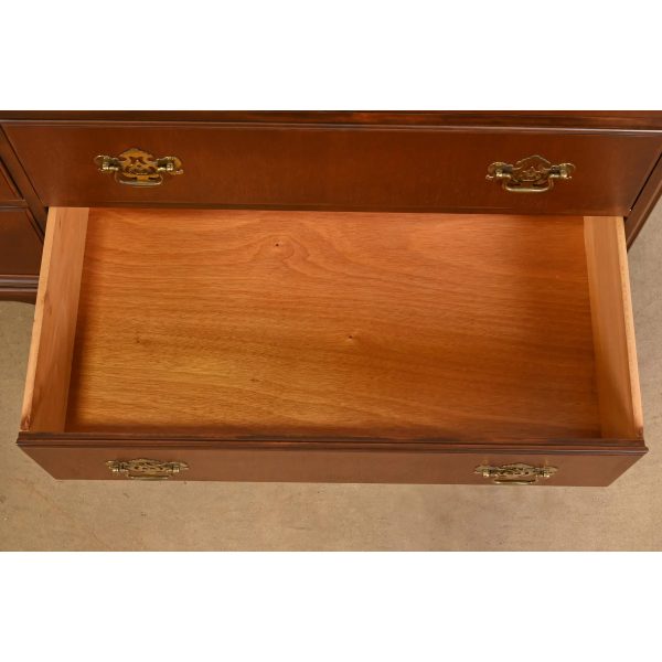 Drexel Heritage Georgian Mahogany Seven-Drawer Dresser, Newly Refinished - Image 6