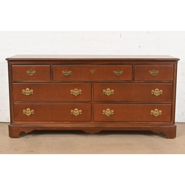 Drexel Heritage Georgian Mahogany Seven-Drawer Dresser, Newly Refinished