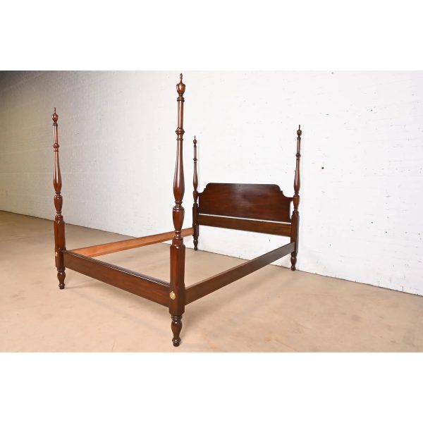 Henkel Harris Georgian Carved Mahogany Queen Size Poster Bed - Image 3