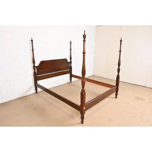 Henkel Harris Georgian Carved Mahogany Queen Size Poster Bed - Image 4