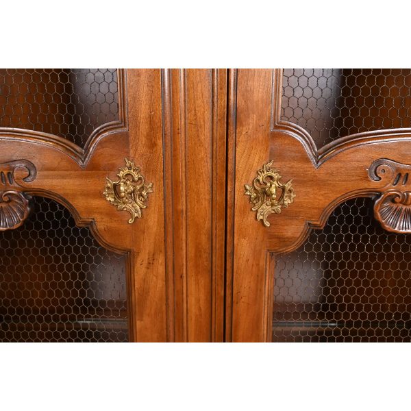 Kindel Furniture French Provincial Louis XV Carved Cherry Wood Lighted Bibliotheque Bookcase Cabinet - Image 8