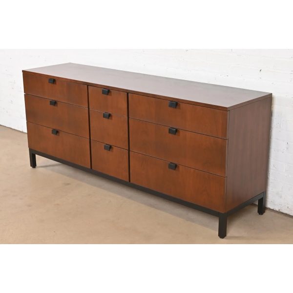 Milo Baughman for Directional Walnut and Ebonized Nine-Drawer Dresser, Newly Refinished - Image 4