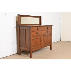 Stickley Brothers Antique Mission Oak Arts & Crafts Sideboard or Bar Cabinet, Circa 1900