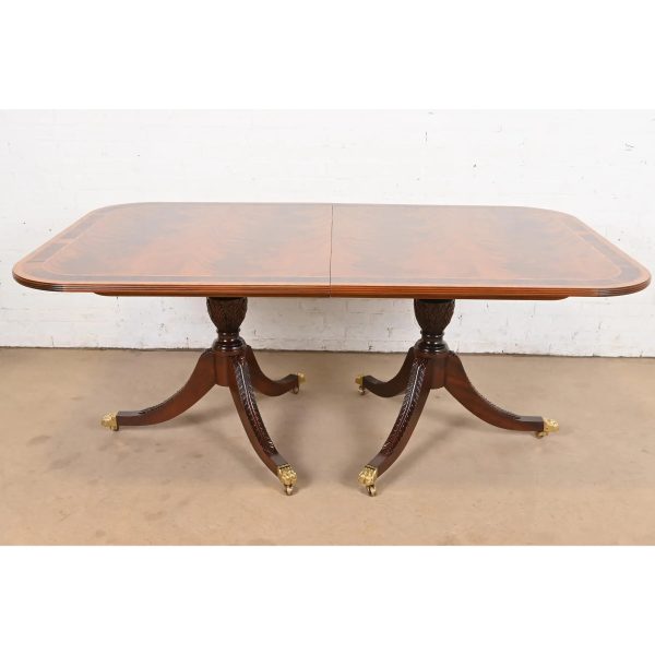 Stickley Georgian Banded Flame Mahogany Double Pedestal Extension Dining Table, Newly Refinished - Image 8