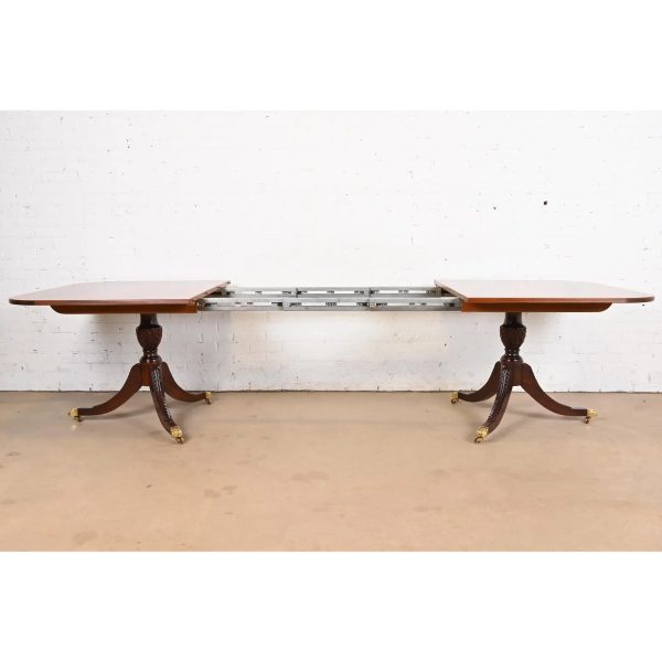 Stickley Georgian Banded Flame Mahogany Double Pedestal Extension Dining Table, Newly Refinished - Image 7