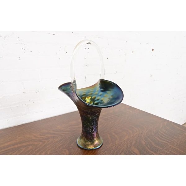 Wilhelm Kralik Sohn Art Nouveau Iridescent Art Glass Large Basket or Vase, Circa 1900 - Image 4