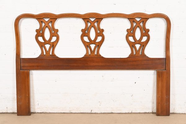 Henredon Chippendale Carved Mahogany Queen Size Headboard