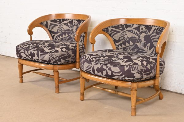 Tomlinson Mid-Century Modern Sculpted Walnut Club Chair or Lounge Chair, 1960s - Image 11