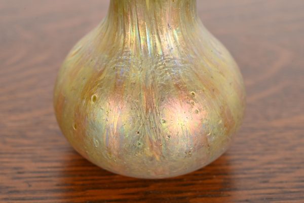 Josef Rindskopf Art Nouveau Iridescent Art Glass Double Gourd Bud Vase, Circa 1890s - Image 8