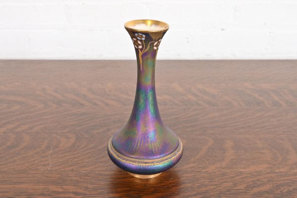 Carlsbad Austrian Art Nouveau Porcelain Iridesecent Vase, Late 19th Century - Image 2
