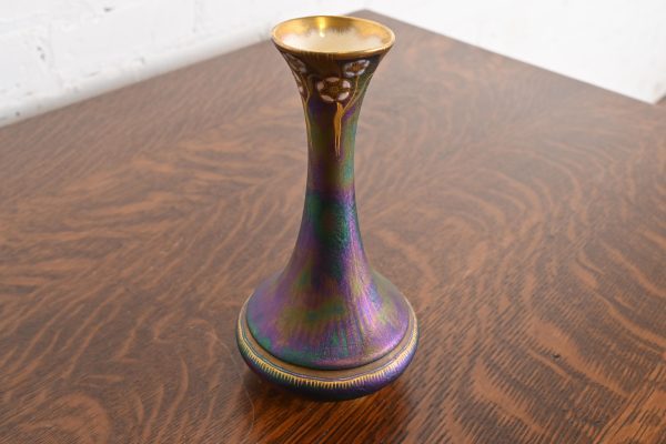 Carlsbad Austrian Art Nouveau Porcelain Iridesecent Vase, Late 19th Century - Image 4