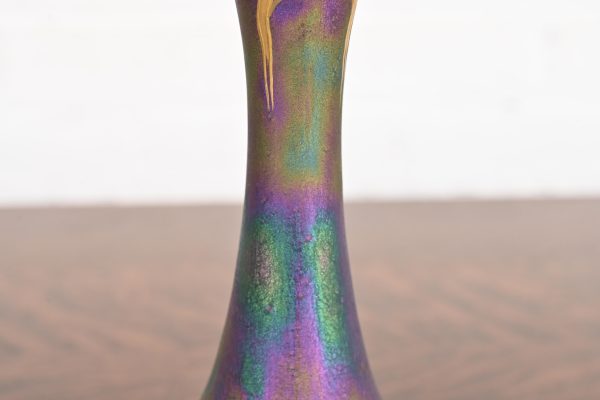 Carlsbad Austrian Art Nouveau Porcelain Iridesecent Vase, Late 19th Century - Image 7