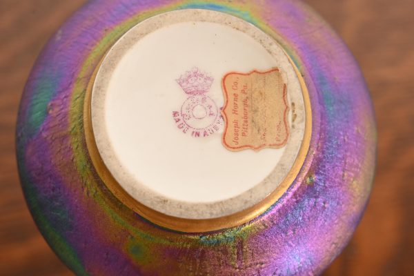 Carlsbad Austrian Art Nouveau Porcelain Iridesecent Vase, Late 19th Century - Image 10