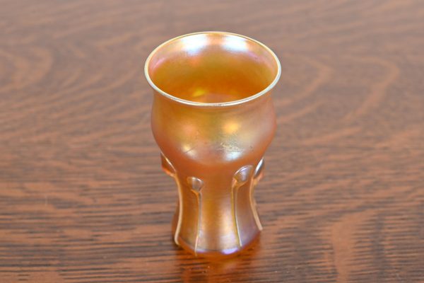Louis Comfort Tiffany Favrile Iridescent Art Glass Tadpole Vase - Image 3