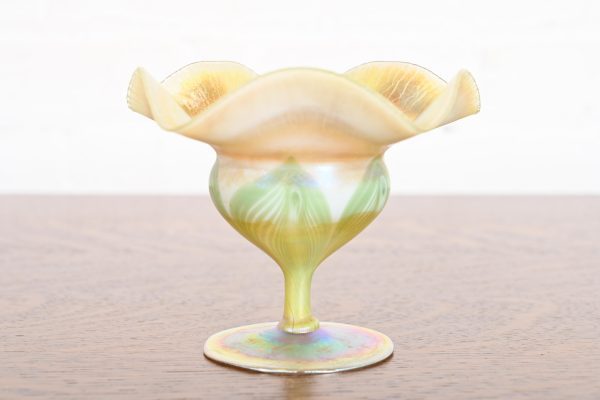 Louis Comfort Tiffany Favrile Iridescent Art Glass Pulled Feather Footed Bowl or Compote Dish