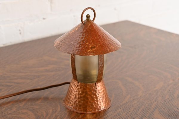 Roycroft Style Antique Arts & Crafts Hammered Copper Desk Lamp, 1930s - Image 4